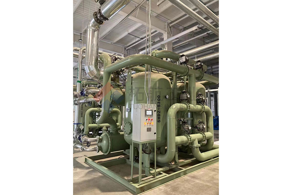 150立方壓縮熱零氣耗干燥機(jī)客戶使用現(xiàn)場